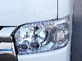 LEDヘッドライトは純正オプションになります☆