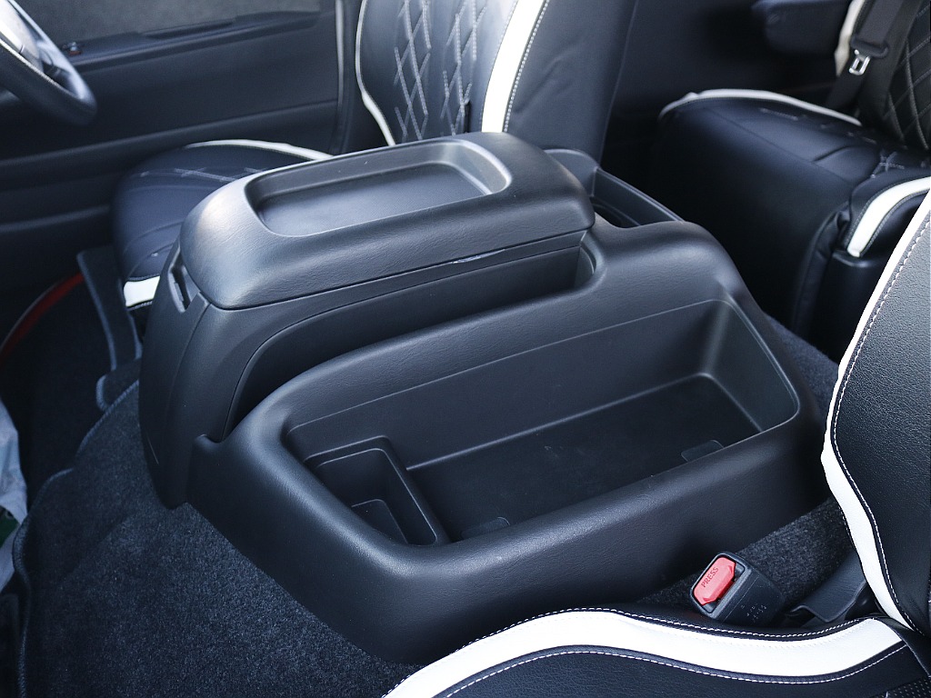 追加カスタムパーツも豊富に取り揃えておりますのでご相談下さい！