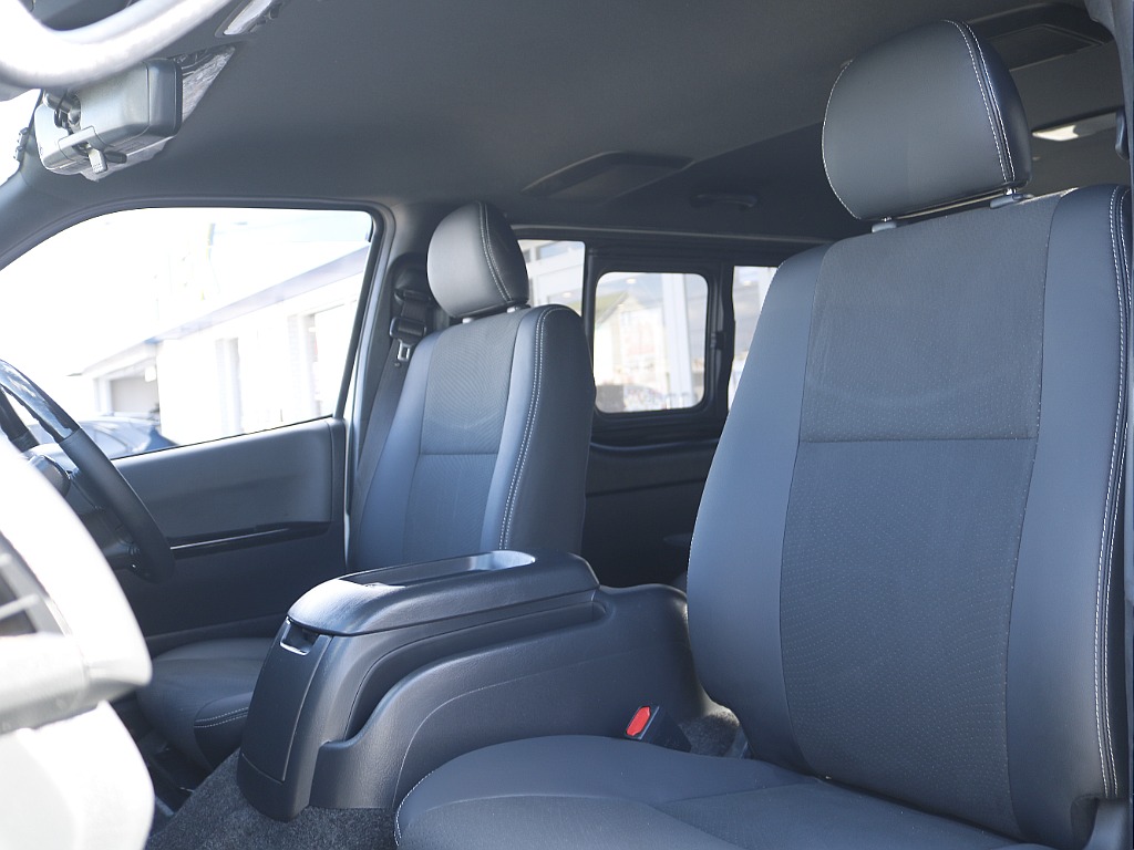 ダークプライム専用ハーフレザーシート♪