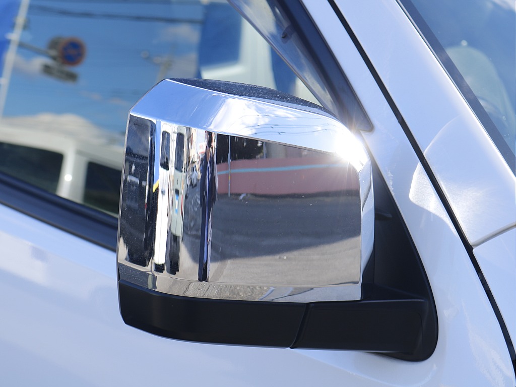 追加カスタムパーツも豊富に取り揃えておりますのでご相談下さい！