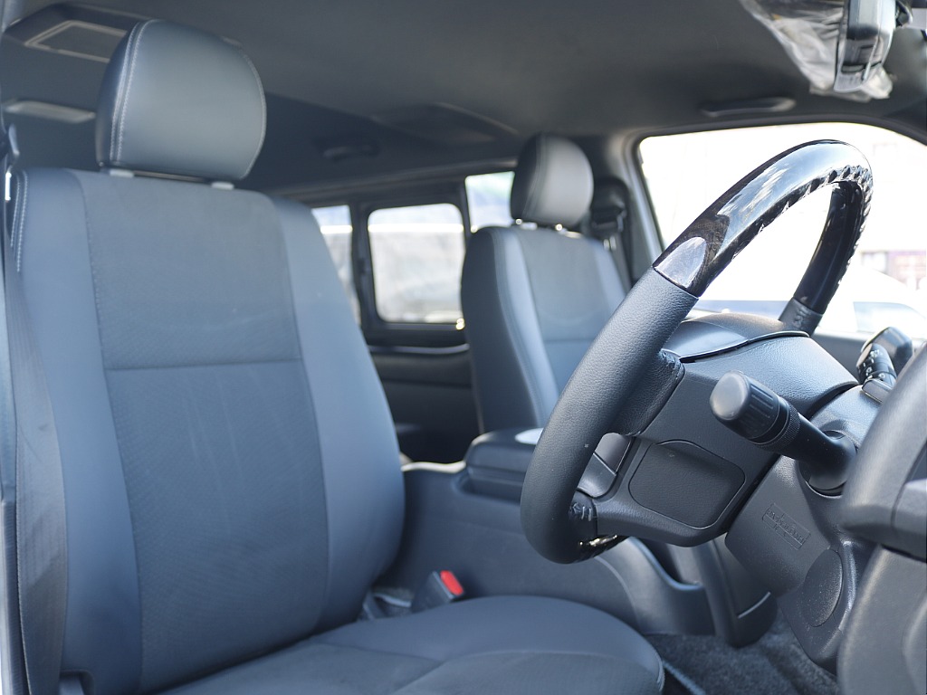 追加カスタムパーツも豊富に取り揃えておりますのでご相談下さい！