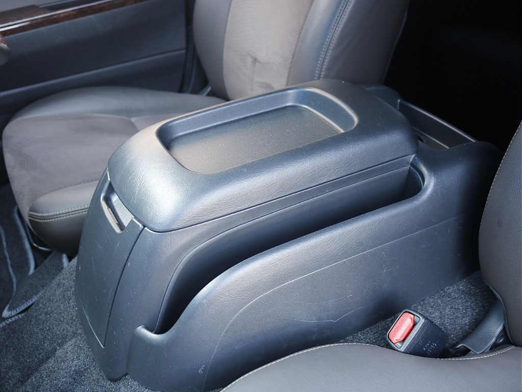 純正センターコンソールです☆ 当店オリジナルコンソール変更可能です☆