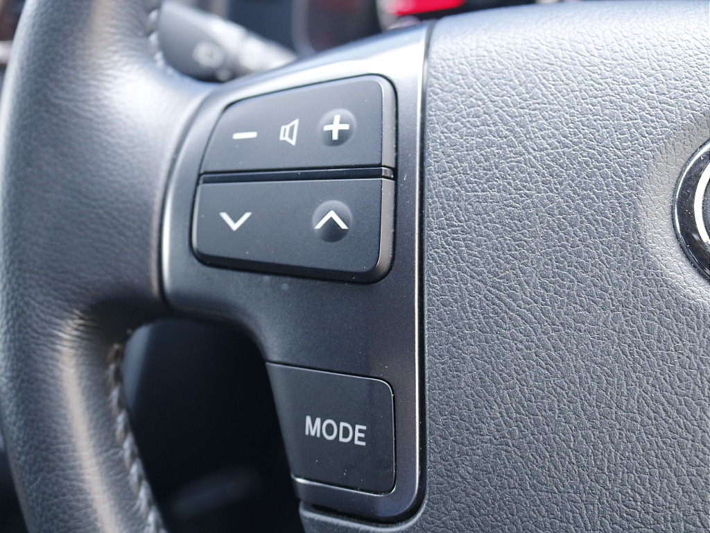 茨城県つくば市にハイエース専門の新車・中古車の展示場を展開！人気のグレード・年式をその場で見比べられます♪皆様のご来場、お問合せを心よりお待ちしております☆