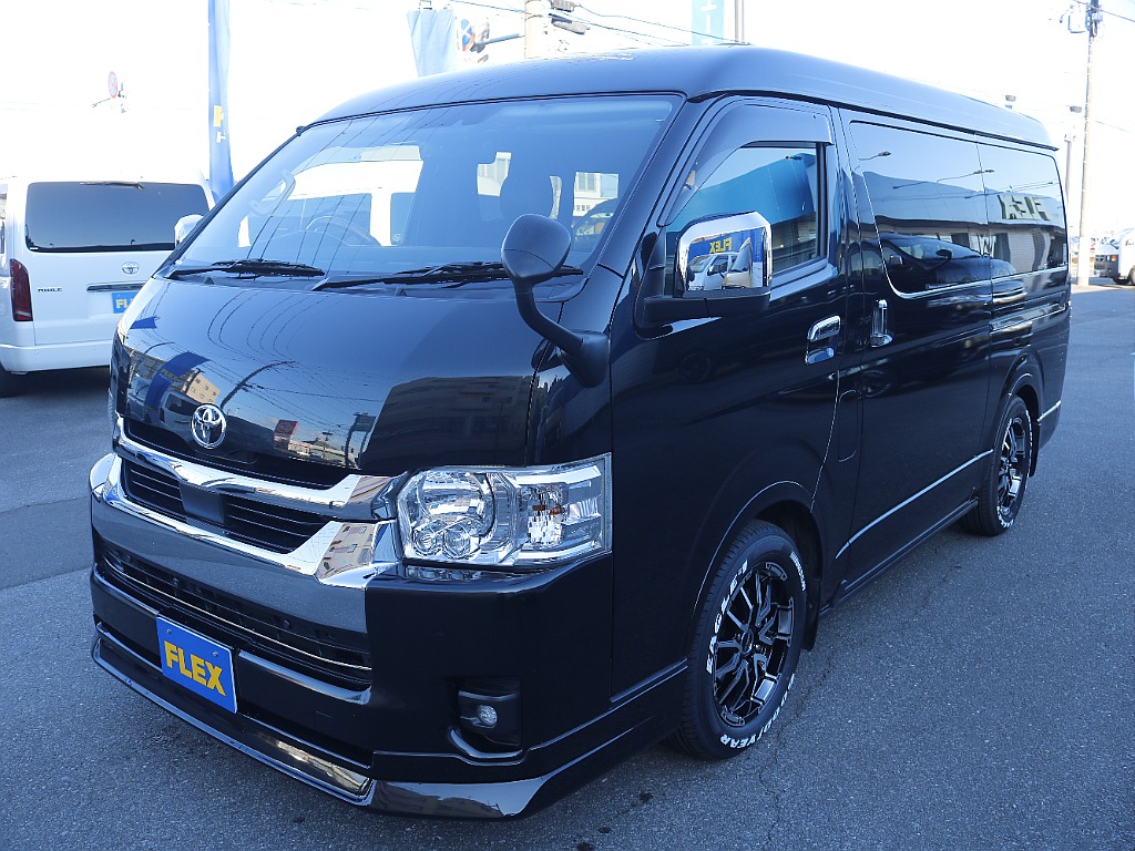 茨城県つくば市にハイエース専門の新車・中古車の展示場を展開！人気のグレード・年式をその場で見比べられます♪皆様のご来場、お問合せを心よりお待ちしております☆