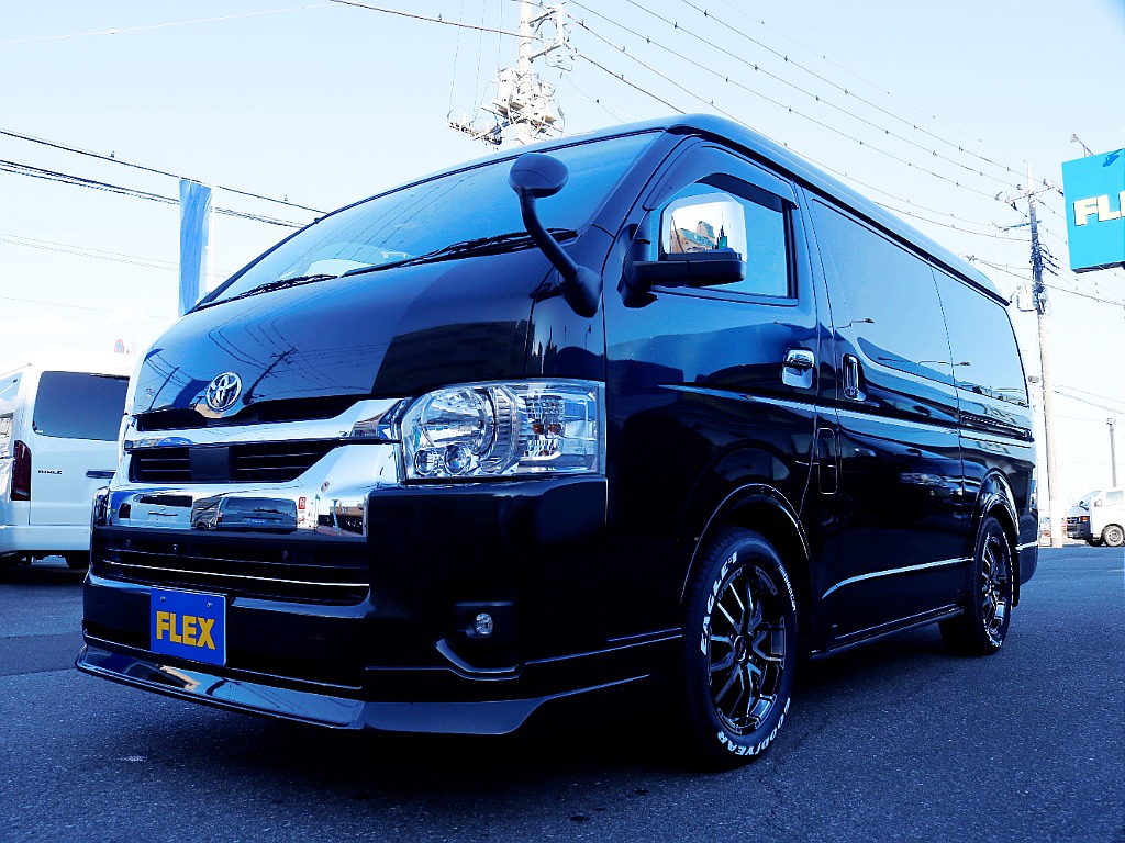 茨城県つくば市にハイエース専門の新車・中古車の展示場を展開！人気のグレード・年式をその場で見比べられます♪皆様のご来場、お問合せを心よりお待ちしております☆