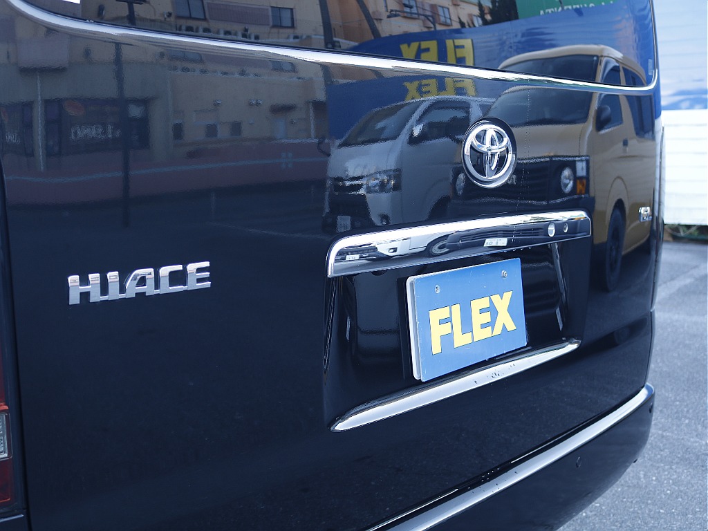 茨城県つくば市にハイエース専門の新車・中古車の展示場を展開！人気のグレード・年式をその場で見比べられます♪皆様のご来場、お問合せを心よりお待ちしております☆