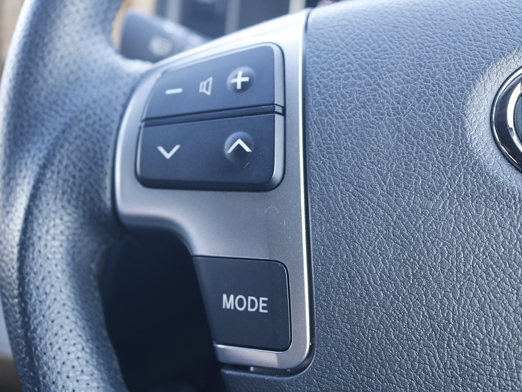 茨城県つくば市にハイエース専門の新車・中古車の展示場を展開！人気のグレード・年式をその場で見比べられます♪皆様のご来場、お問合せを心よりお待ちしております☆