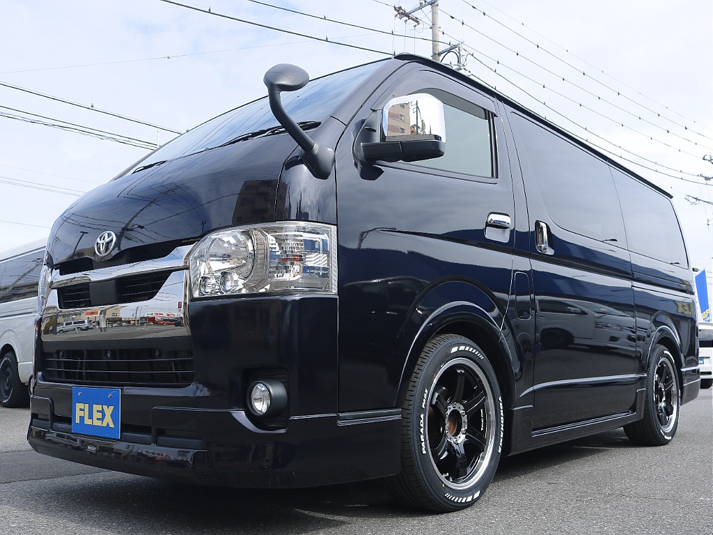 茨城県つくば市にハイエース専門の新車・中古車の展示場を展開！人気のグレード・年式をその場で見比べられます♪皆様のご来場、お問合せを心よりお待ちしております☆
