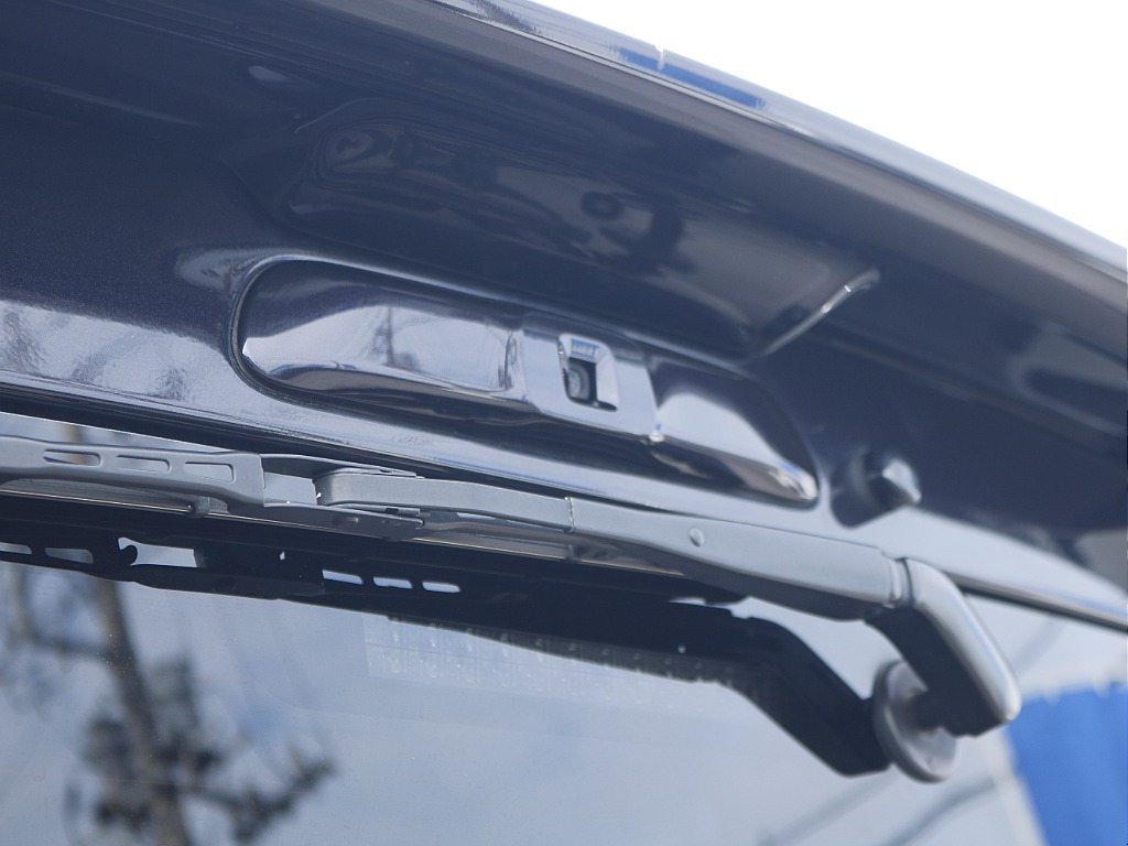 茨城県つくば市にハイエース専門の新車・中古車の展示場を展開！人気のグレード・年式をその場で見比べられます♪皆様のご来場、お問合せを心よりお待ちしております☆