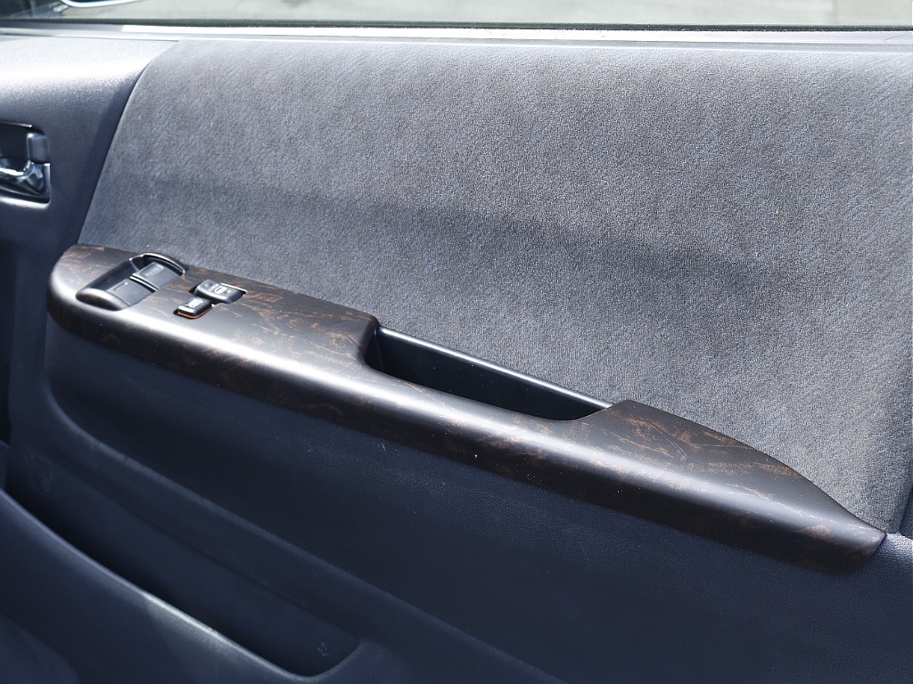 追加カスタムパーツも豊富に取り揃えておりますのでご相談下さい！