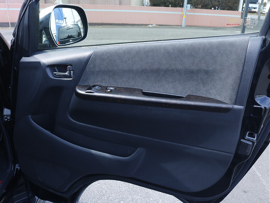 追加カスタムパーツも豊富に取り揃えておりますのでご相談下さい！