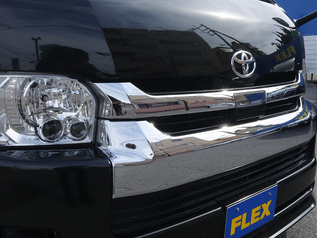 茨城県つくば市にハイエース専門の新車・中古車の展示場を展開！人気のグレード・年式をその場で見比べられます♪皆様のご来場、お問合せを心よりお待ちしております☆