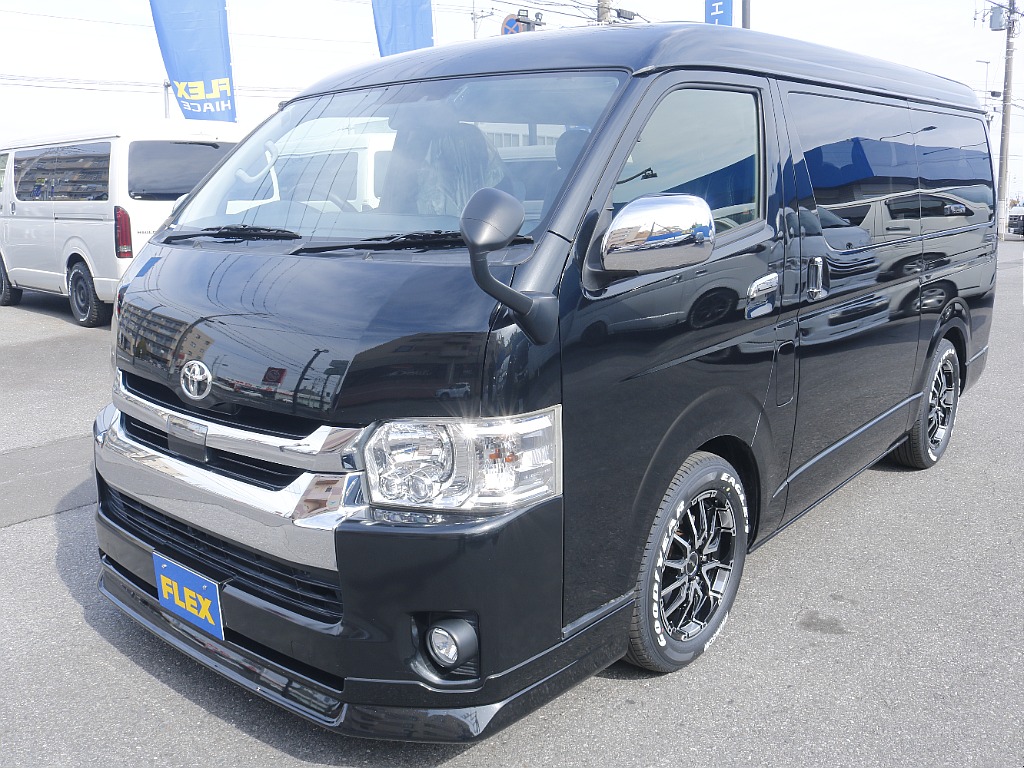 茨城県つくば市にハイエース専門の新車・中古車の展示場を展開！人気のグレード・年式をその場で見比べられます♪皆様のご来場、お問合せを心よりお待ちしております☆