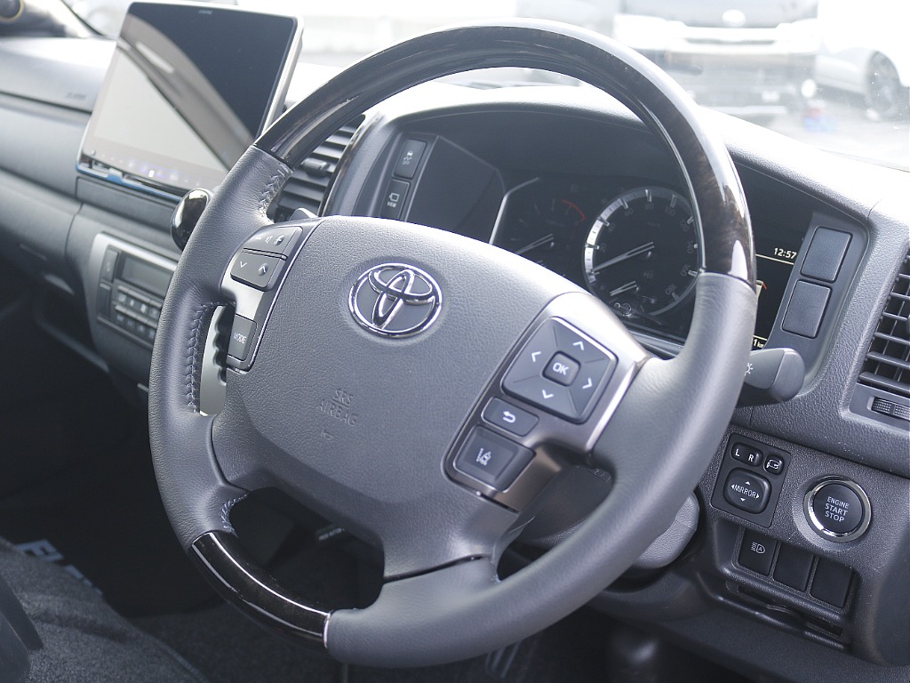 追加カスタムパーツも豊富に取り揃えておりますのでご相談下さい！