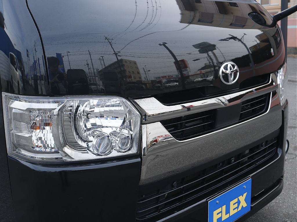 茨城県つくば市にハイエース専門の新車・中古車の展示場を展開！人気のグレード・年式をその場で見比べられます♪皆様のご来場、お問合せを心よりお待ちしております☆