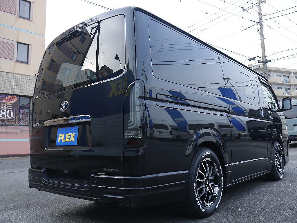 茨城県つくば市にハイエース専門の新車・中古車の展示場を展開！人気のグレード・年式をその場で見比べられます♪皆様のご来場、お問合せを心よりお待ちしております☆