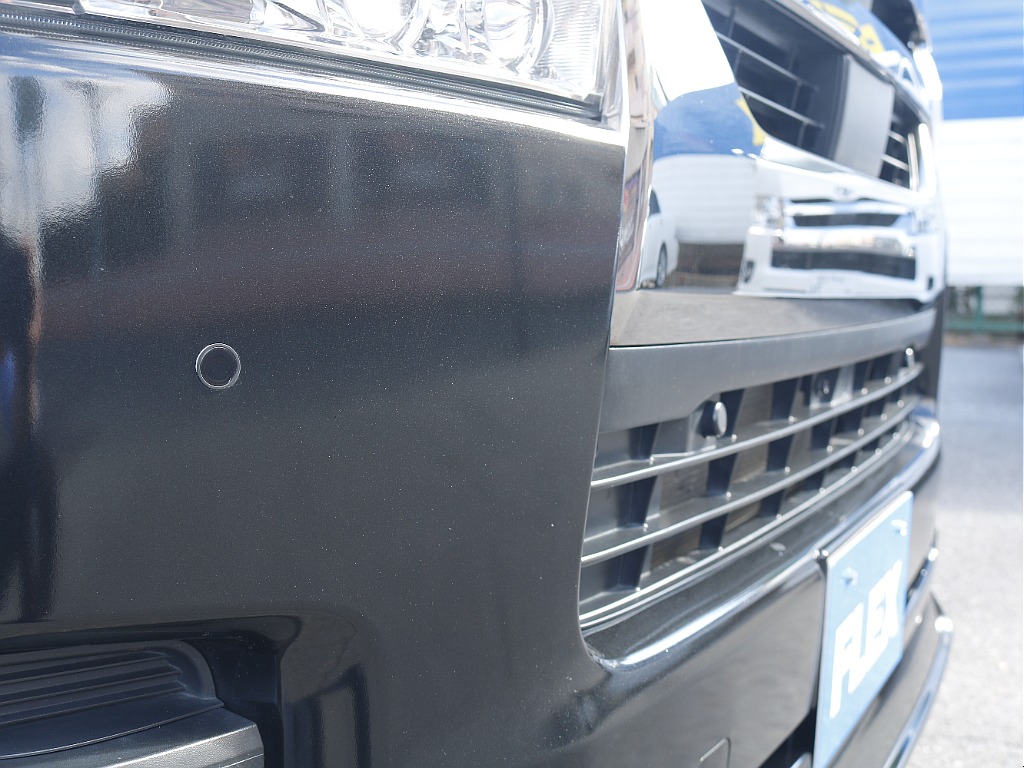 茨城県つくば市にハイエース専門の新車・中古車の展示場を展開！人気のグレード・年式をその場で見比べられます♪皆様のご来場、お問合せを心よりお待ちしております☆