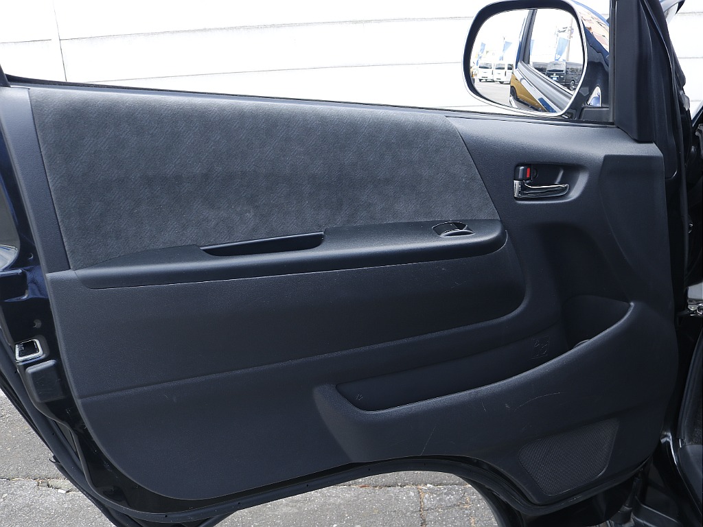 追加カスタムパーツも豊富に取り揃えておりますのでご相談下さい！