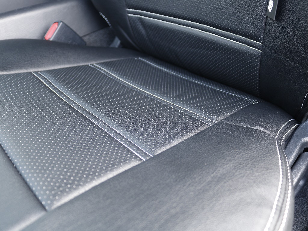 追加カスタムパーツも豊富に取り揃えておりますのでご相談下さい！