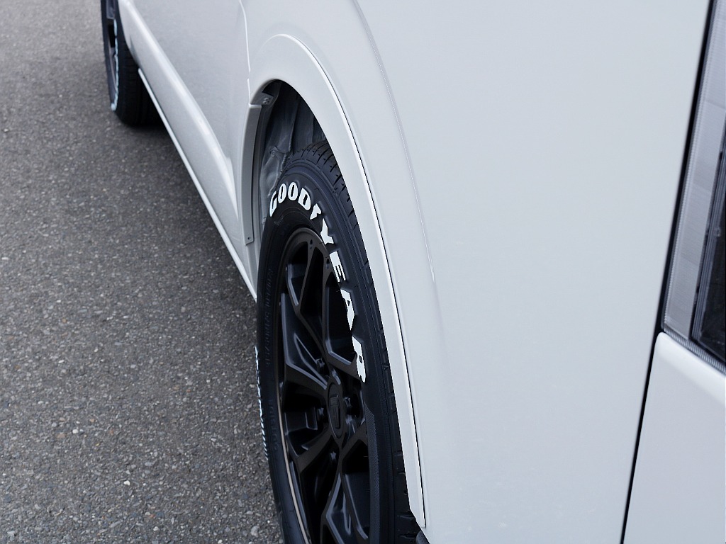 追加カスタムパーツも豊富に取り揃えておりますのでご相談下さい！