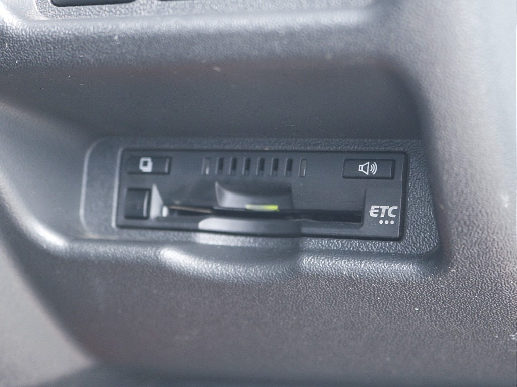 茨城県内最大級のハイエース専門店です！お気軽にご来店、お問い合わせ下さい♪