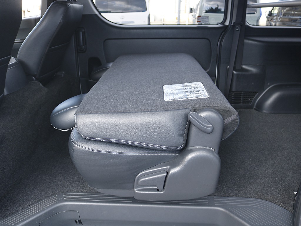 茨城県内最大級のハイエース専門店です！お気軽にご来店、お問い合わせ下さい♪