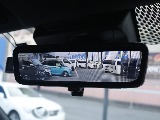 メーカーオプションのデジタルインナーミラーでいつでも後方確認可能です！