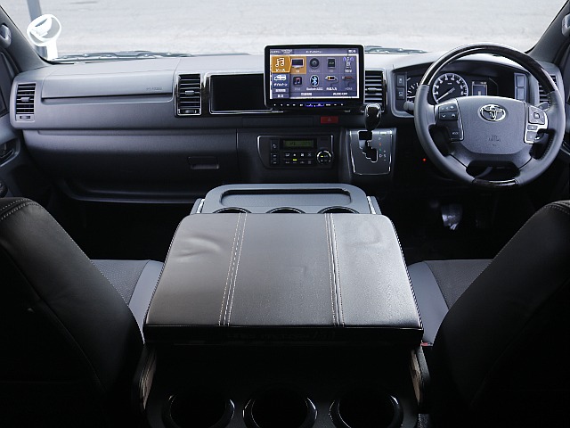 パワフルな走りのワイドボディディーゼル2WD入庫です！