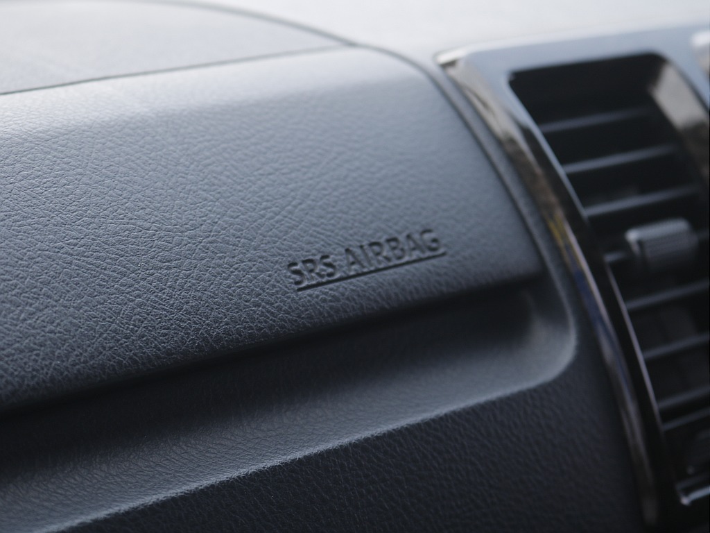 茨城県つくば市にハイエース専門の新車・中古車の展示場を展開！人気のグレード・年式をその場で見比べられます♪皆様のご来場、お問合せを心よりお待ちしております☆