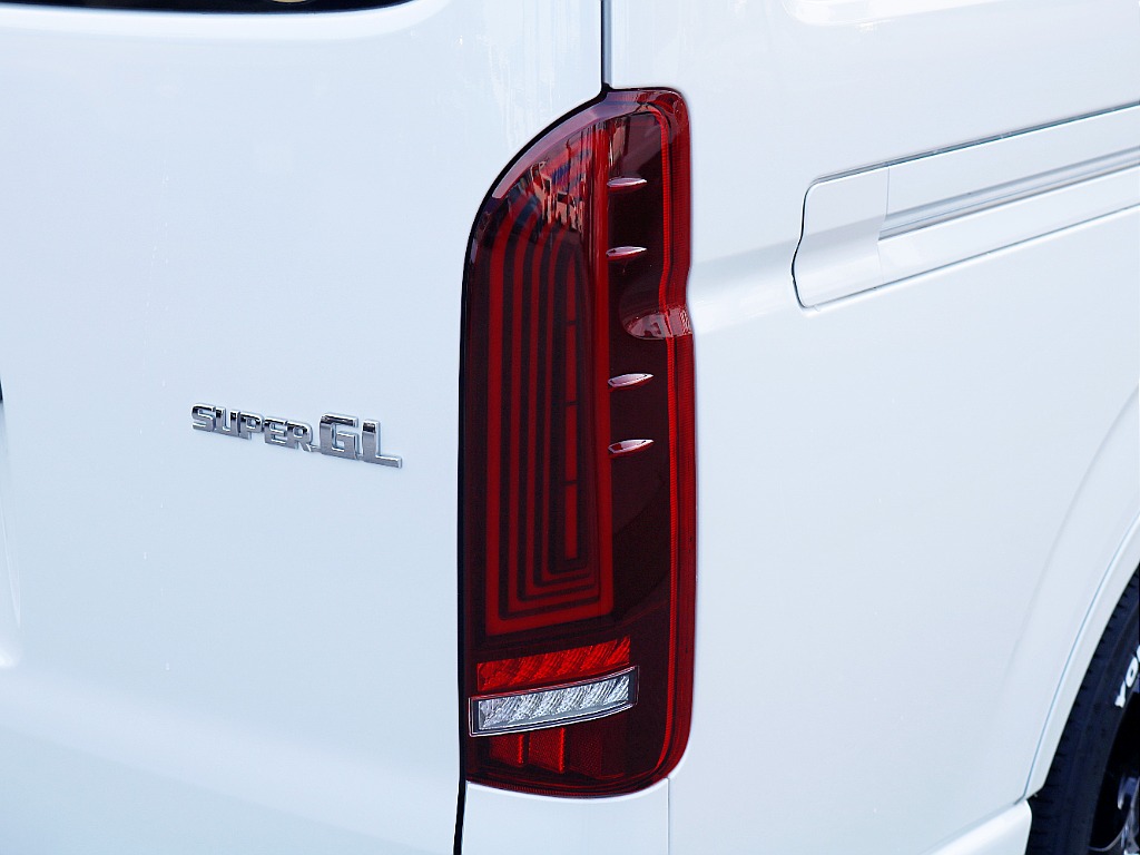 FLEXオリジナル　NEOTRACEテールランプ！