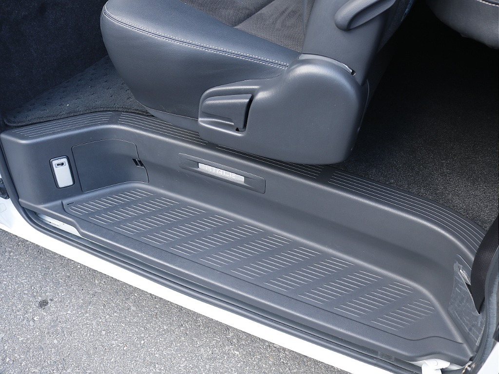 追加カスタムパーツも豊富に取り揃えておりますのでご相談下さい！