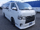 茨城県つくば市にハイエース専門の新車・中古車の展示場を展開！人気のグレード・年式をその場で見比べられます♪皆様のご来場、お問合せを心よりお待ちしております☆