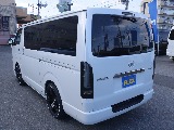 茨城県つくば市にハイエース専門の新車・中古車の展示場を展開！人気のグレード・年式をその場で見比べられます♪皆様のご来場、お問合せを心よりお待ちしております☆