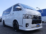 茨城県つくば市にハイエース専門の新車・中古車の展示場を展開！人気のグレード・年式をその場で見比べられます♪皆様のご来場、お問合せを心よりお待ちしております☆