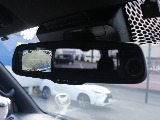 バックカメラ内臓　ルームミラーです♪