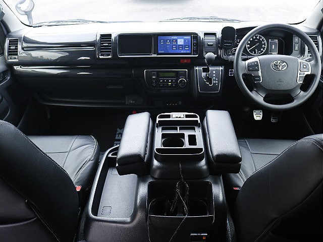 フローリング施工、ベッドキット完備！