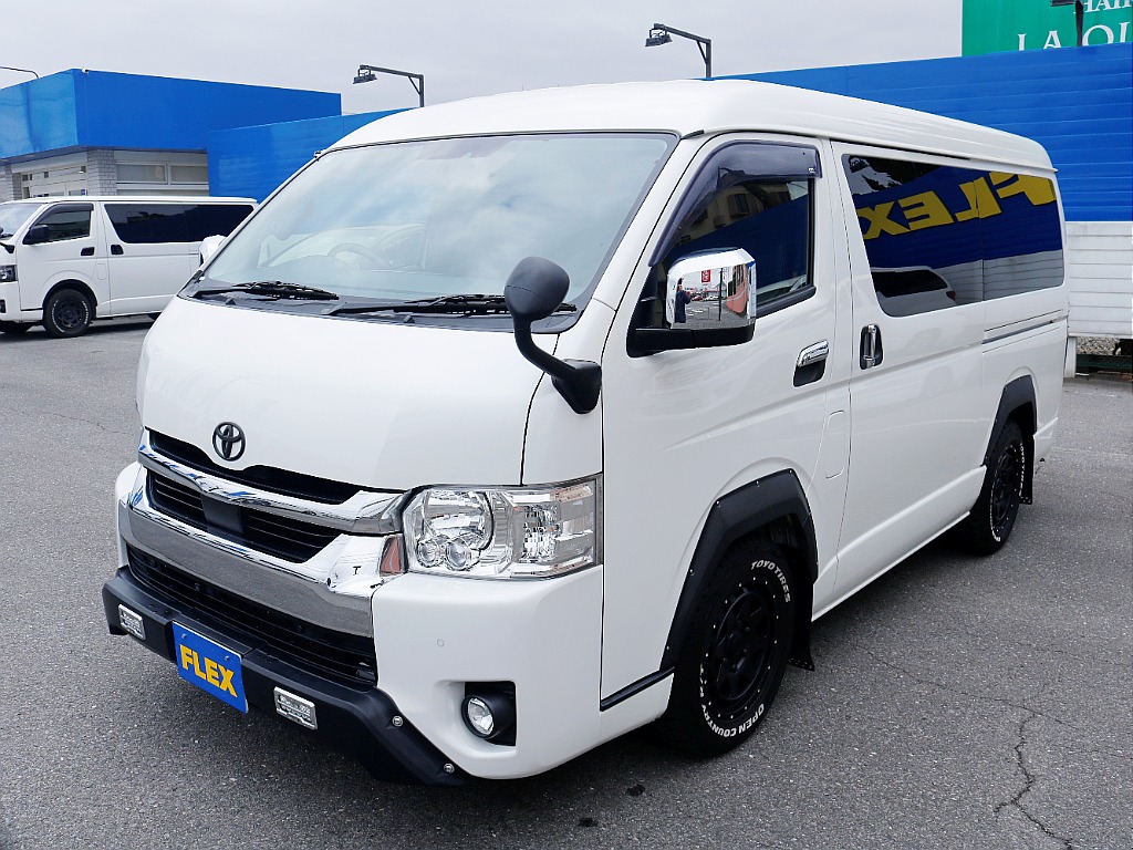 茨城県つくば市にハイエース専門の新車・中古車の展示場を展開！人気のグレード・年式をその場で見比べられます♪皆様のご来場、お問合せを心よりお待ちしております☆