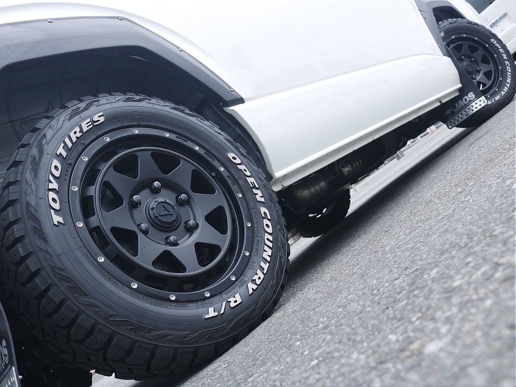 ＬＥＯＷＩＮＧ１６インチホイル！ＴＯＹＯオープンカントリータイヤ！