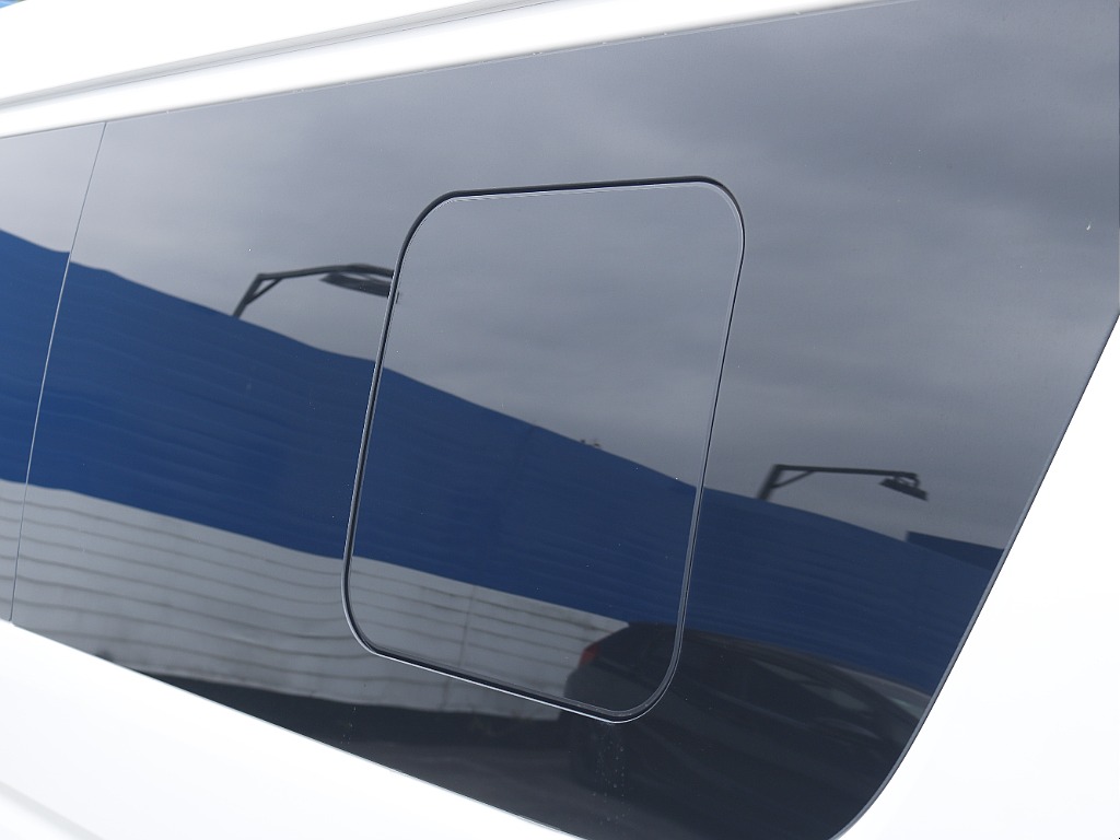 茨城県つくば市にハイエース専門の新車・中古車の展示場を展開！人気のグレード・年式をその場で見比べられます♪皆様のご来場、お問合せを心よりお待ちしております☆