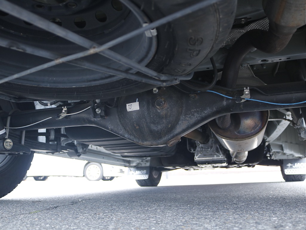 茨城県つくば市にハイエース専門の新車・中古車の展示場を展開！人気のグレード・年式をその場で見比べられます♪皆様のご来場、お問合せを心よりお待ちしております☆