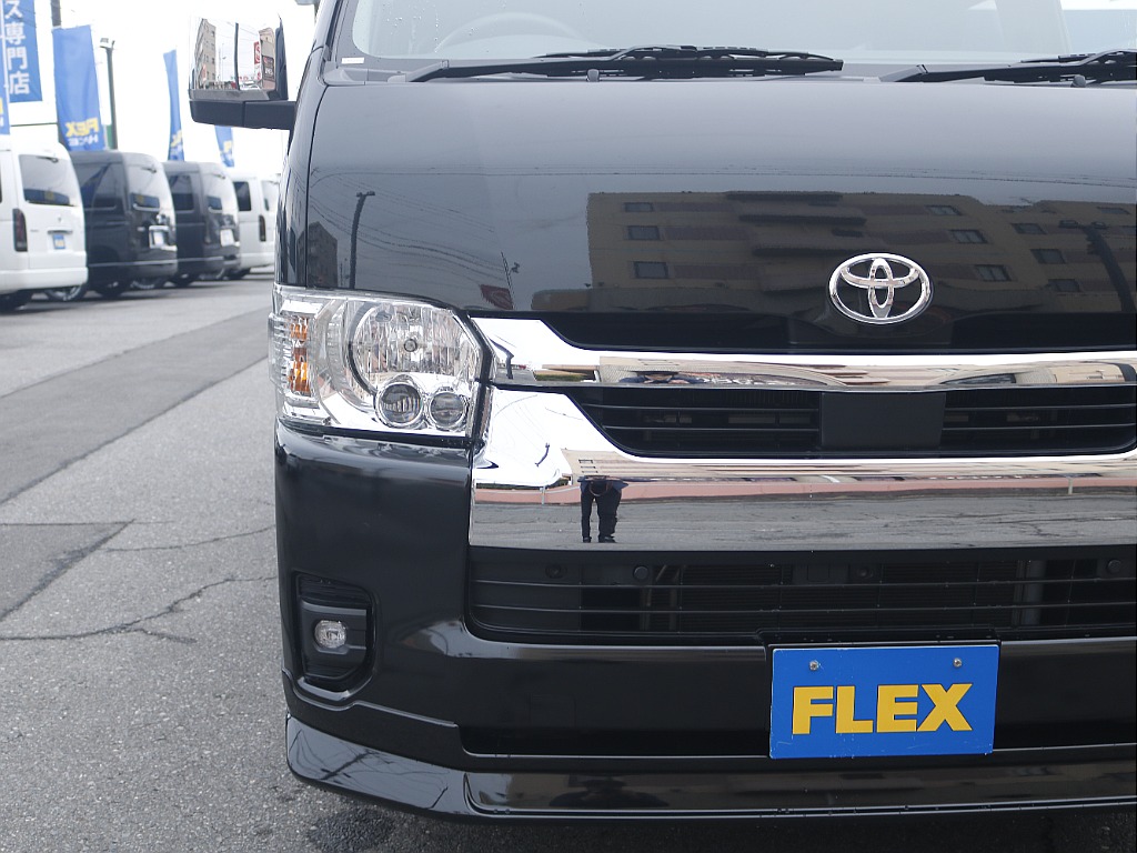 茨城県つくば市にハイエース専門の新車・中古車の展示場を展開！人気のグレード・年式をその場で見比べられます♪皆様のご来場、お問合せを心よりお待ちしております☆