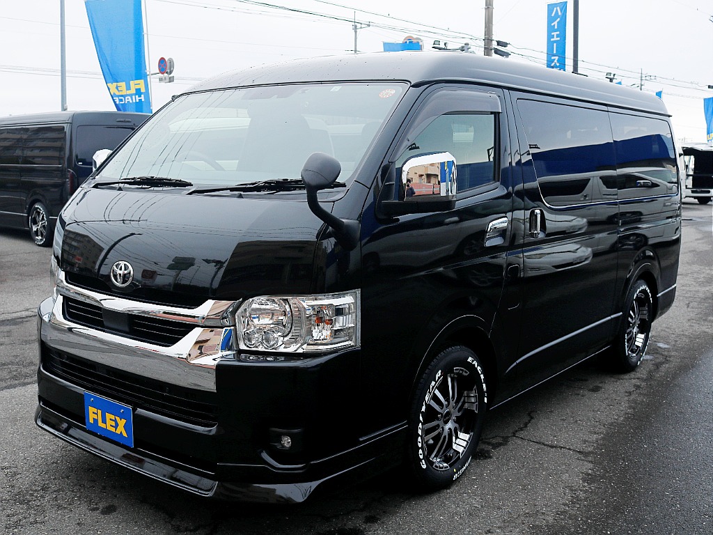 茨城県つくば市にハイエース専門の新車・中古車の展示場を展開！人気のグレード・年式をその場で見比べられます♪皆様のご来場、お問合せを心よりお待ちしております☆