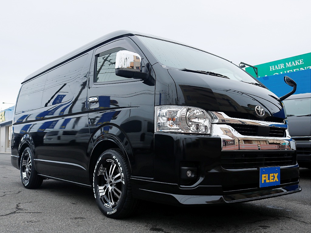 茨城県つくば市にハイエース専門の新車・中古車の展示場を展開！人気のグレード・年式をその場で見比べられます♪皆様のご来場、お問合せを心よりお待ちしております☆