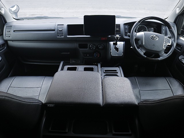 フルカスタムの1台入庫致しました！