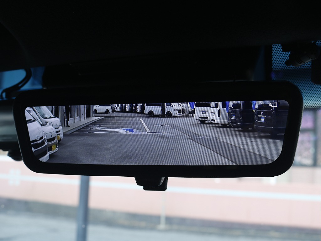 メーカーオプションデジタルインナーミラー！