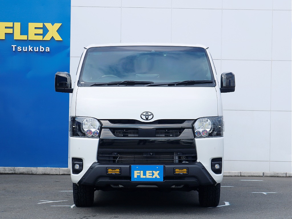 茨城県つくば市にハイエース専門の新車・中古車の展示場を展開！人気のグレード・年式をその場で見比べられます♪皆様のご来場、お問合せを心よりお待ちしております☆