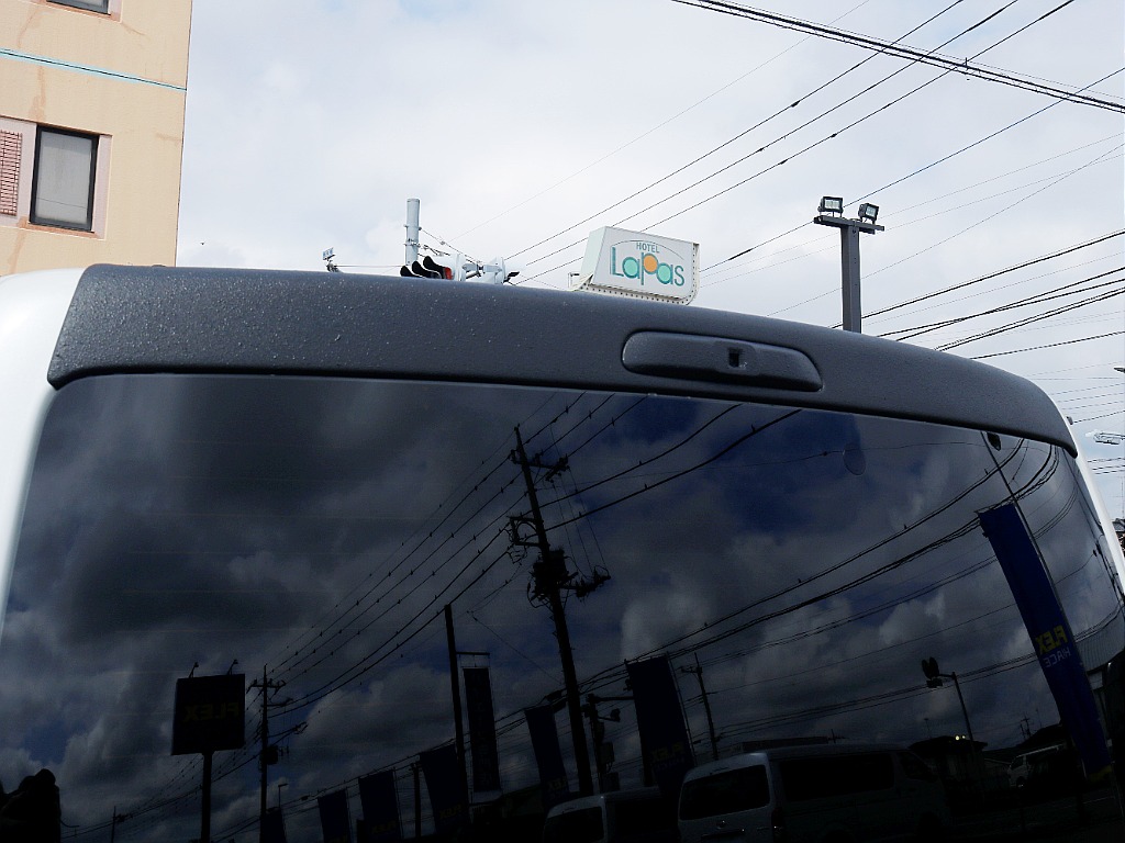 茨城県つくば市にハイエース専門の新車・中古車の展示場を展開！人気のグレード・年式をその場で見比べられます♪皆様のご来場、お問合せを心よりお待ちしております☆