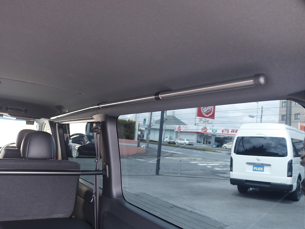 茨城県つくば市にハイエース専門の新車・中古車の展示場を展開！人気のグレード・年式をその場で見比べられます♪皆様のご来場、お問合せを心よりお待ちしております☆