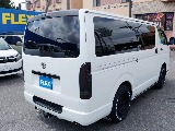 茨城県つくば市にハイエース専門の新車・中古車の展示場を展開！人気のグレード・年式をその場で見比べられます♪皆様のご来場、お問合せを心よりお待ちしております☆