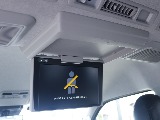 純正フリップダウンモニター搭載！
